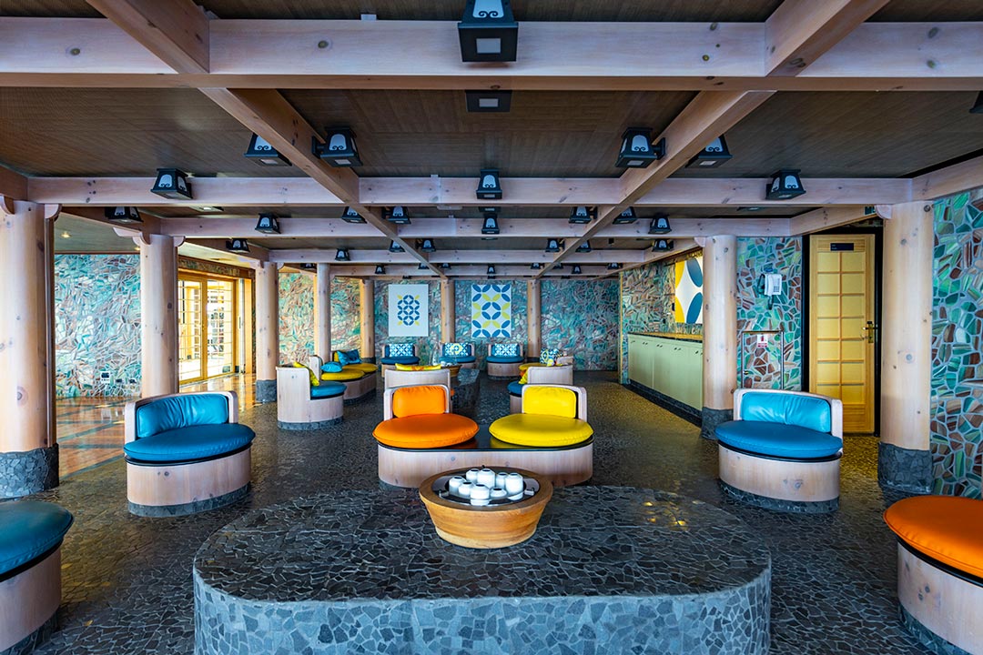 Carnival Luminosa Cruise Ship Details | Cruise with Points