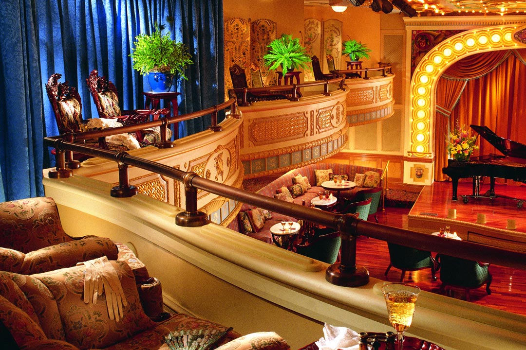 American Queen Dining Cruise with Points