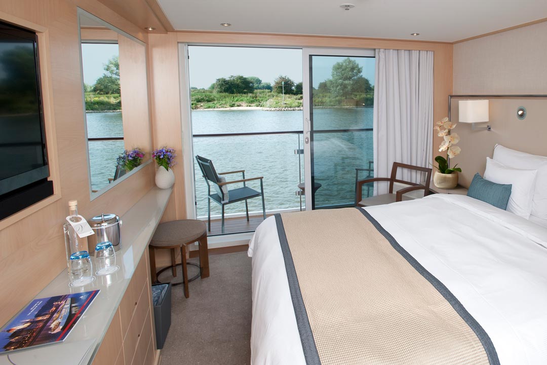 River cruise cabin with balcony